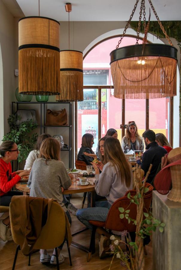 Pikis Center Sevilla Kültér fotó